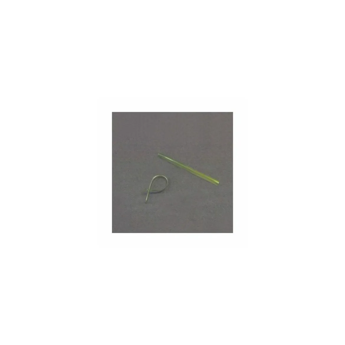 Attache cellophane vert 9 x 0,7 cm - par 2000