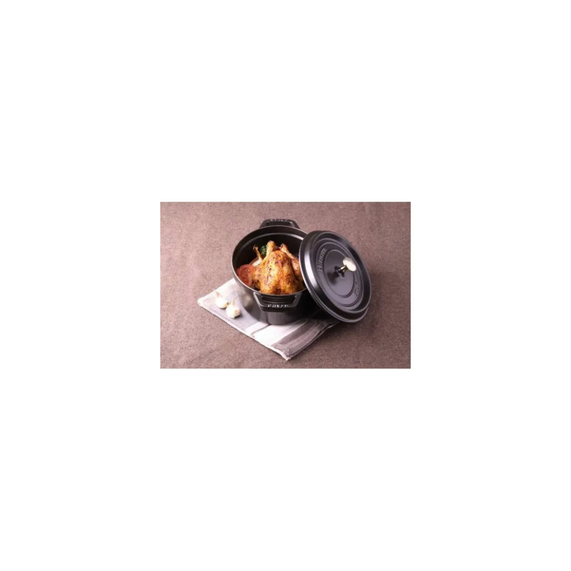 Cocotte fonte noire Staub ø 28 cm